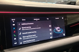 Musta Porsche Macan 2024 kuva 22.