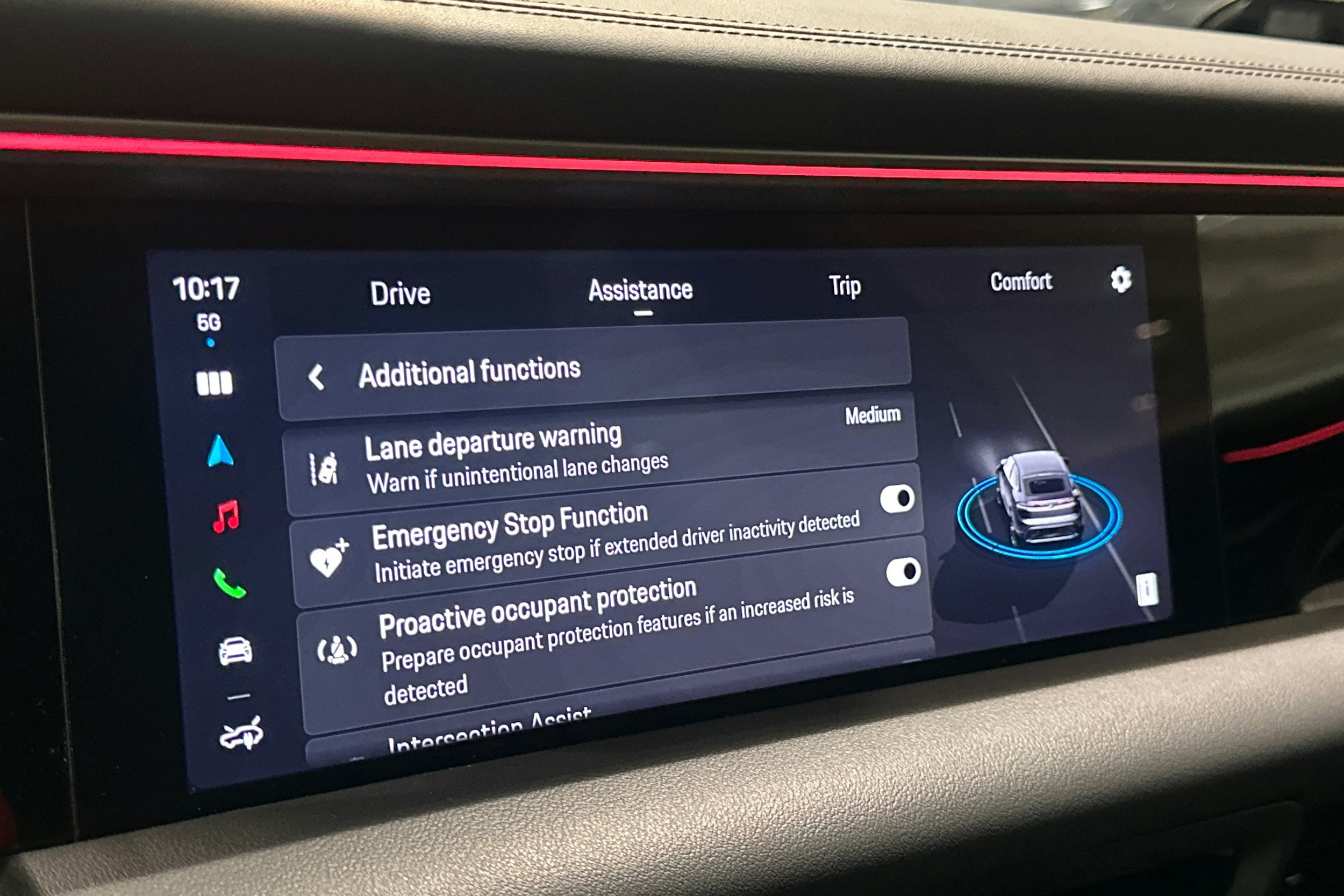 Musta Porsche Macan 2024 kuva 23.