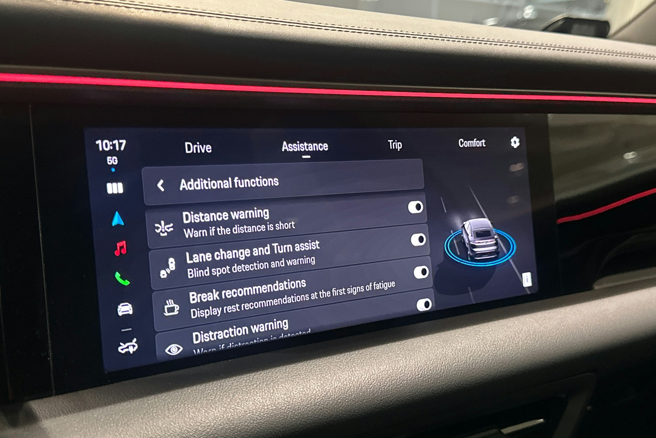 Musta Porsche Macan 2024 kuva 24.