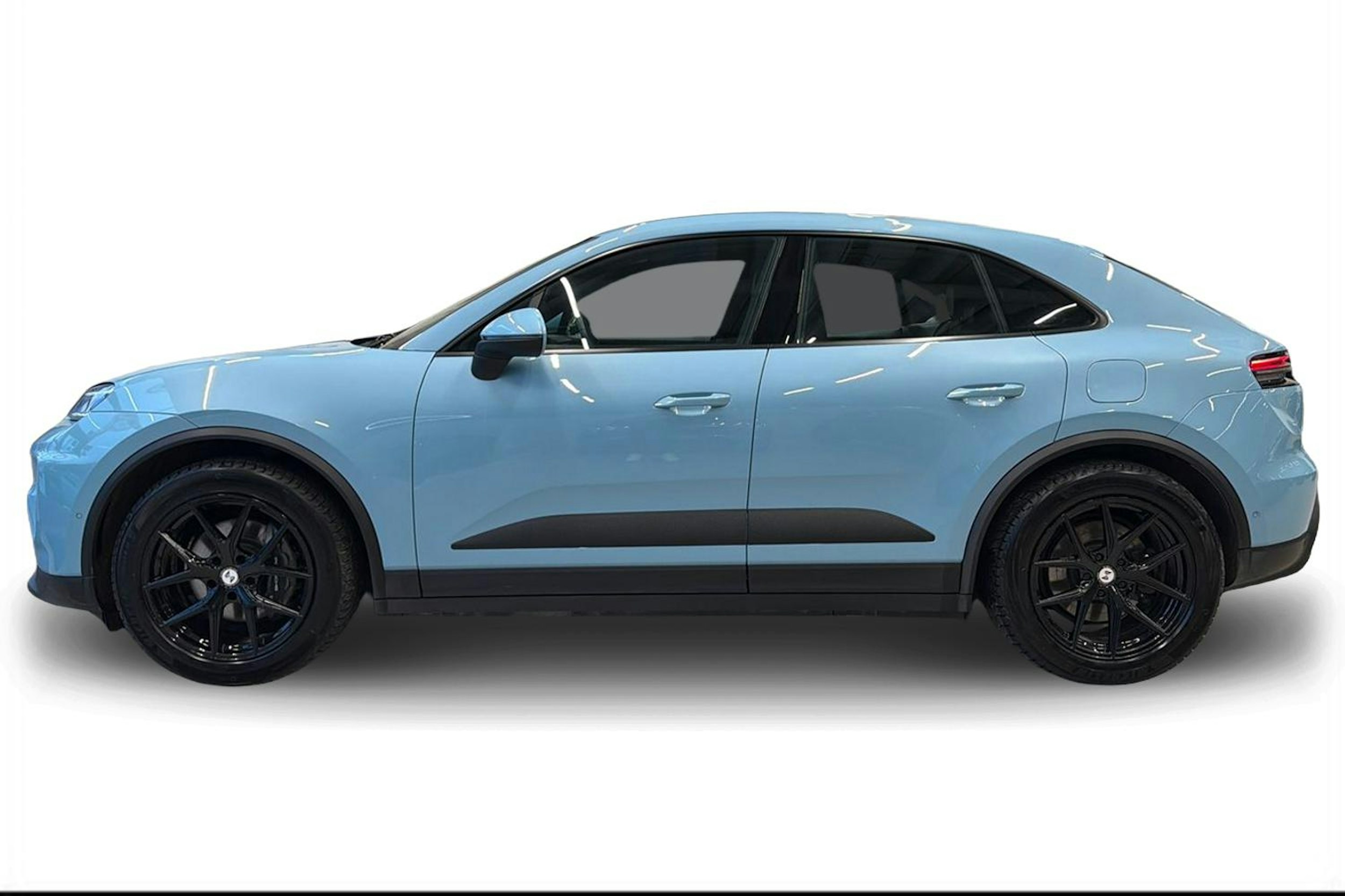 Sininen Porsche Macan 2024 kuva 5.