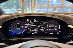 Sininen Porsche Macan 2024 kuva 19.