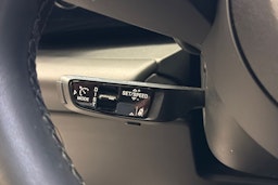 Sininen Porsche Macan 2024 kuva 24.