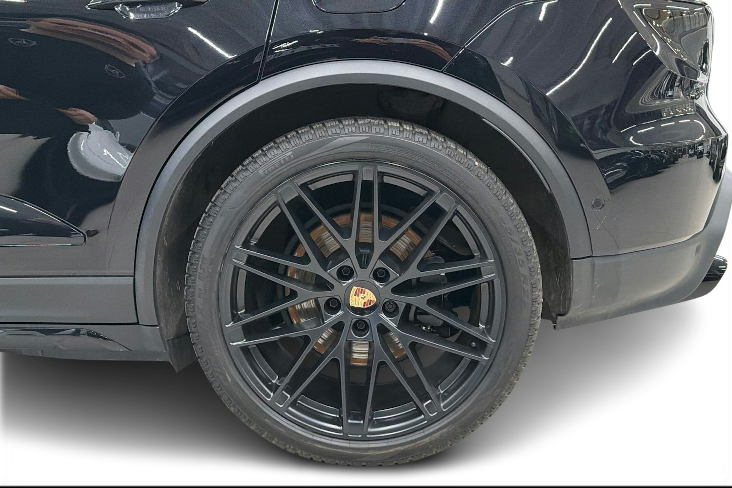 Musta Porsche Macan 2024 kuva 8.