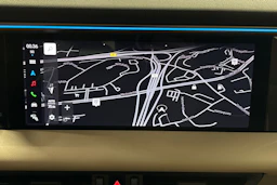 musta Porsche Macan 2024 kuva 18.