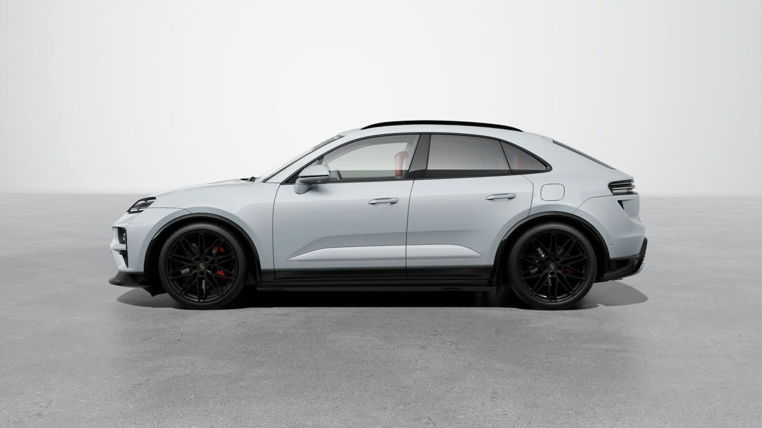 harmaa Porsche Macan 2025 kuva 3.