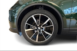 vihreä Porsche Macan 2025 kuva 9.