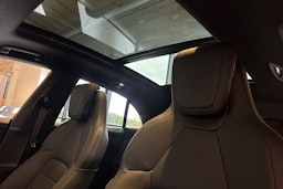 vihreä Porsche Macan 2025 kuva 15.