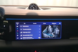 vihreä Porsche Macan 2025 kuva 17.