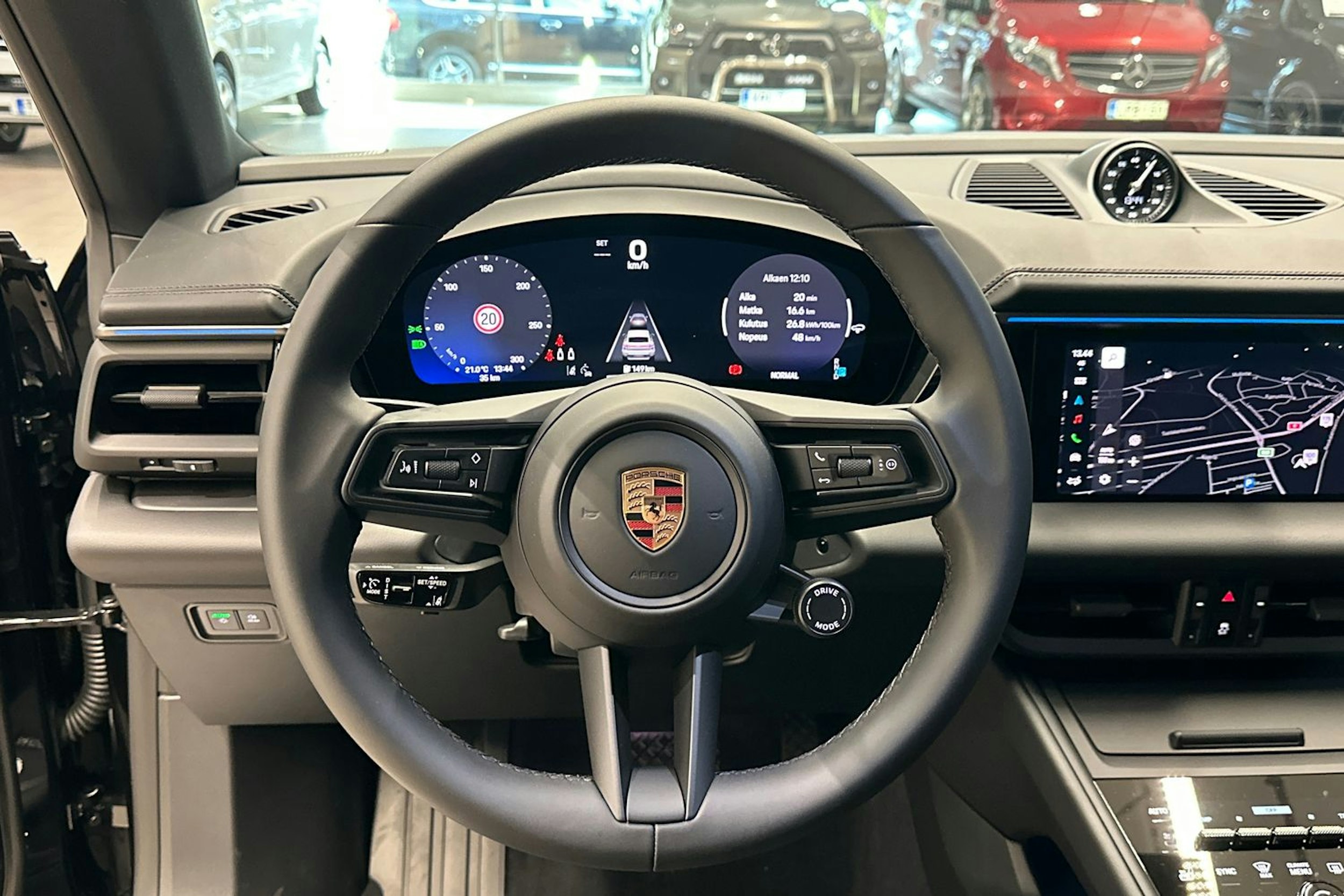 musta Porsche Macan 2025 kuva 10.