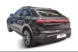 harmaa Porsche Macan 2025 kuva 2.