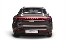 harmaa Porsche Macan 2025 kuva 3.