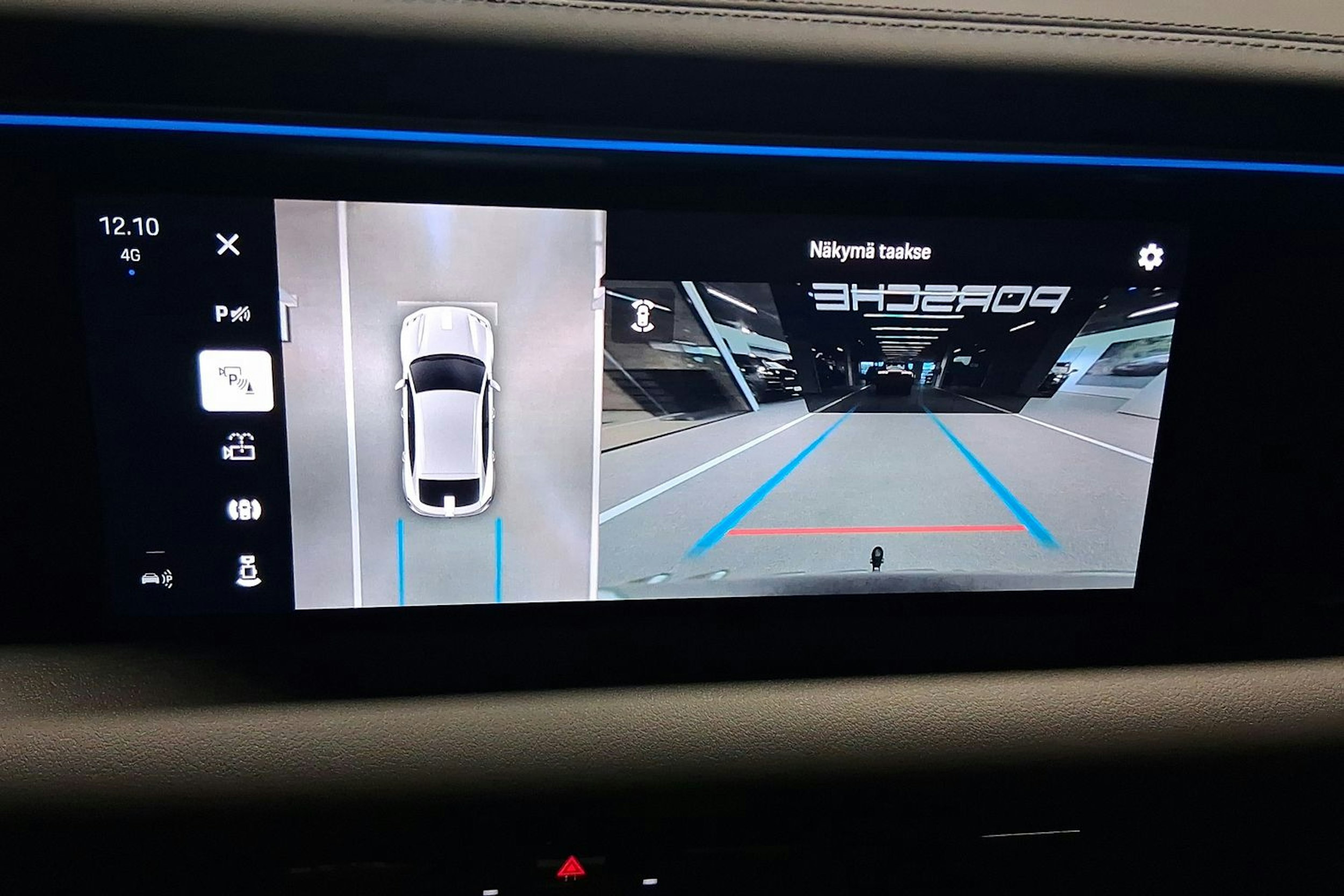 harmaa Porsche Macan 2025 kuva 14.