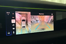 harmaa Porsche Macan kuva 17.