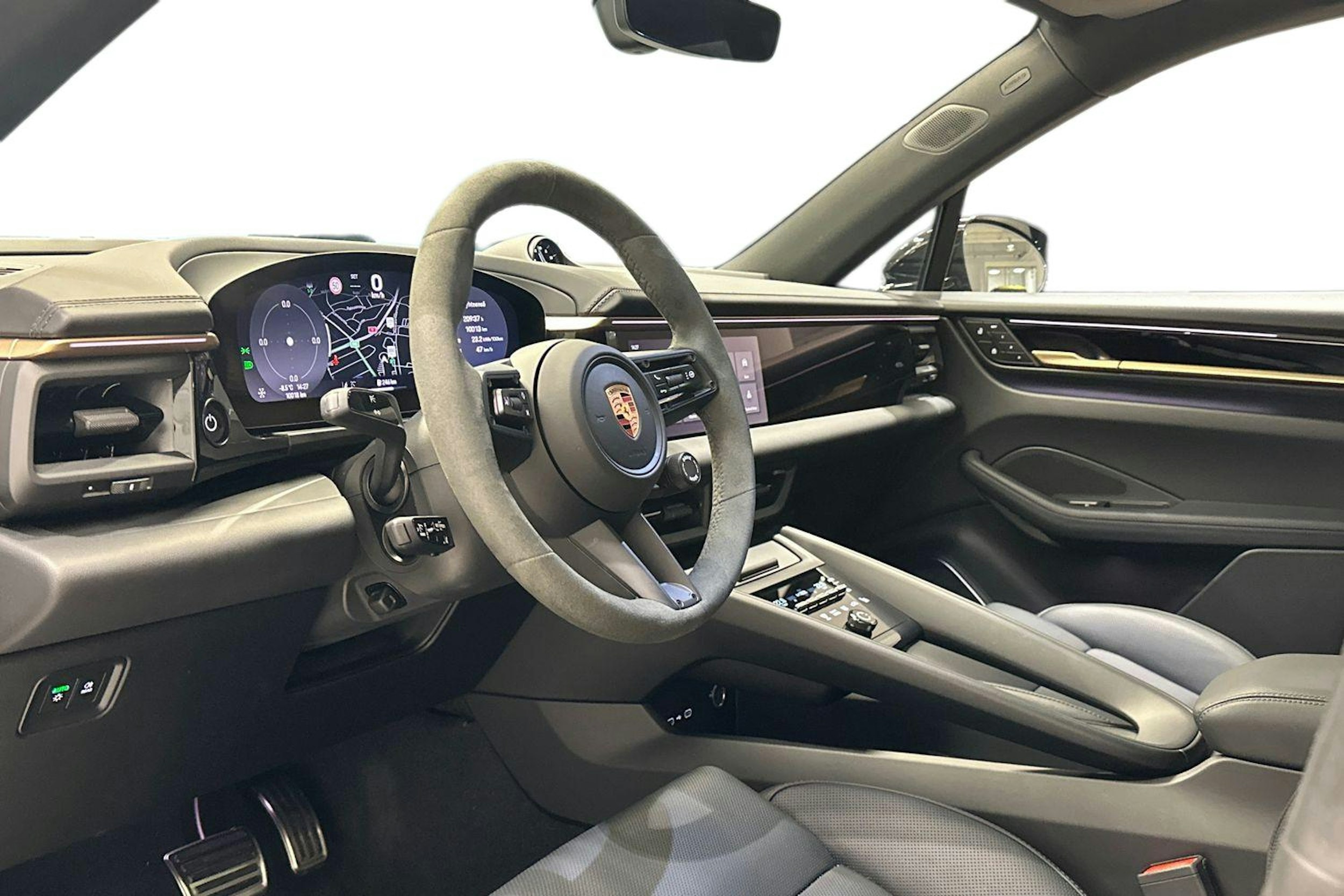 beige Porsche Macan 2025 kuva 6.