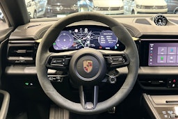 beige Porsche Macan 2025 kuva 10.