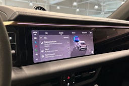 beige Porsche Macan 2025 kuva 26.