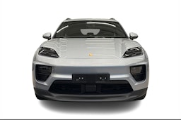 harmaa Porsche Macan 2025 kuva 4.