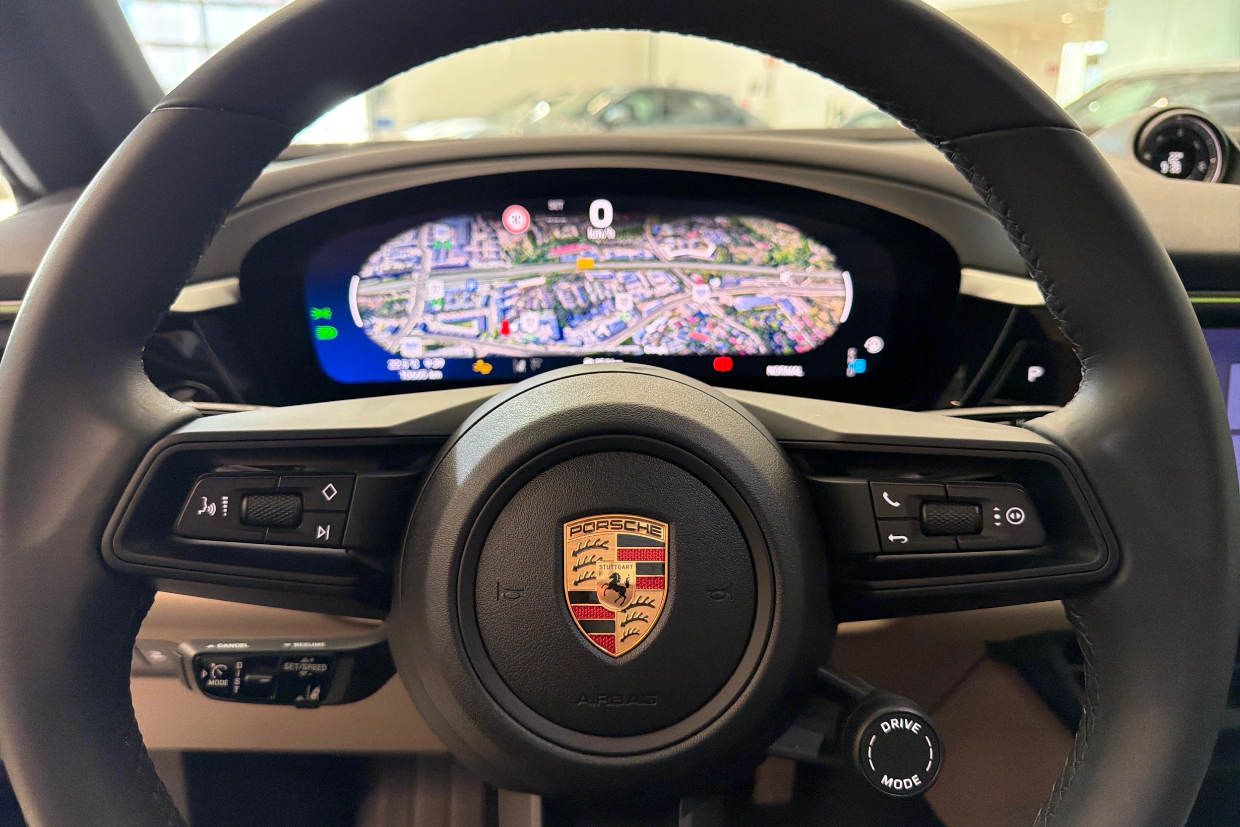 musta Porsche Macan 2025 kuva 17.