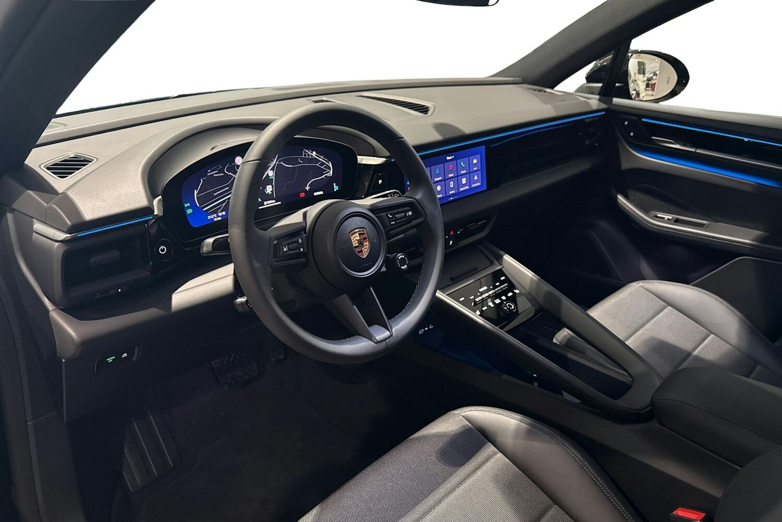 musta Porsche Macan 2025 kuva 6.