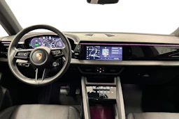 harmaa Porsche Macan 2025 kuva 7.