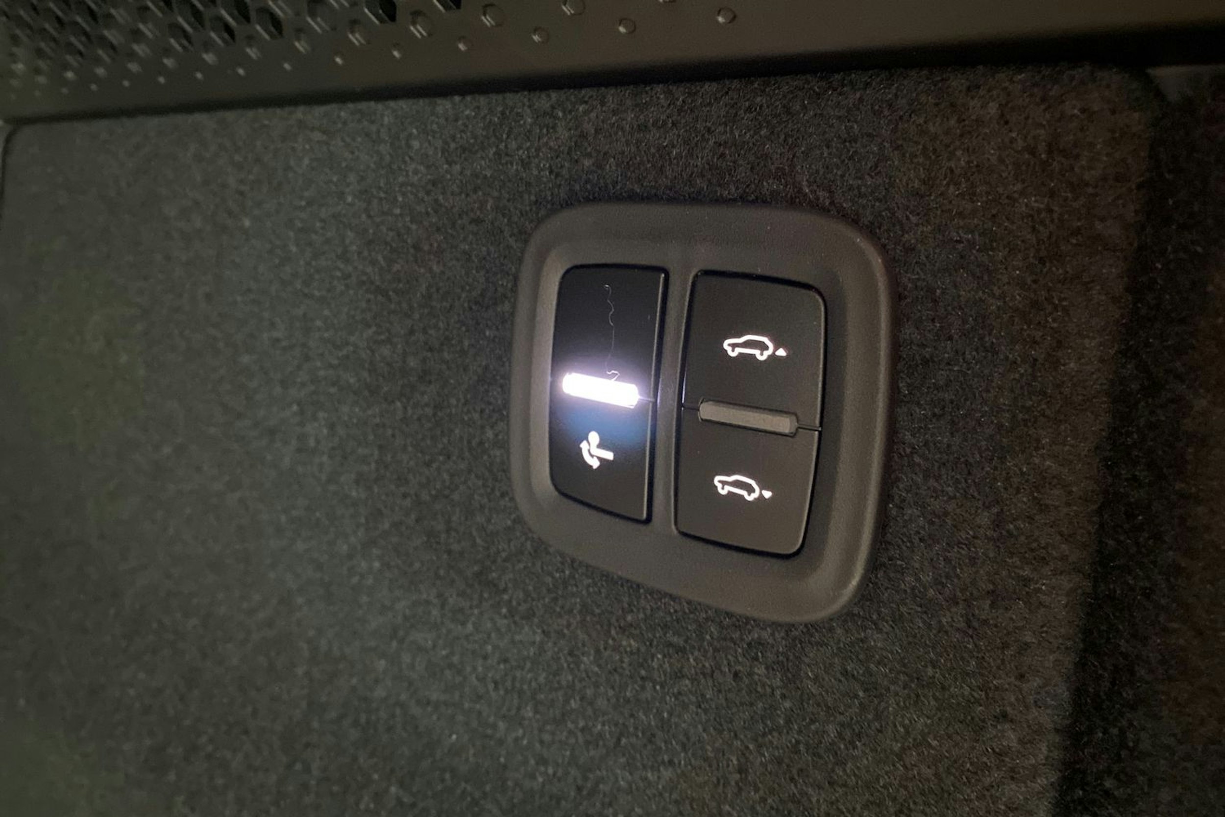 met. vihreä Porsche Macan 2025 kuva 17.