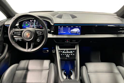 vihreä Porsche Macan 2025 kuva 6.
