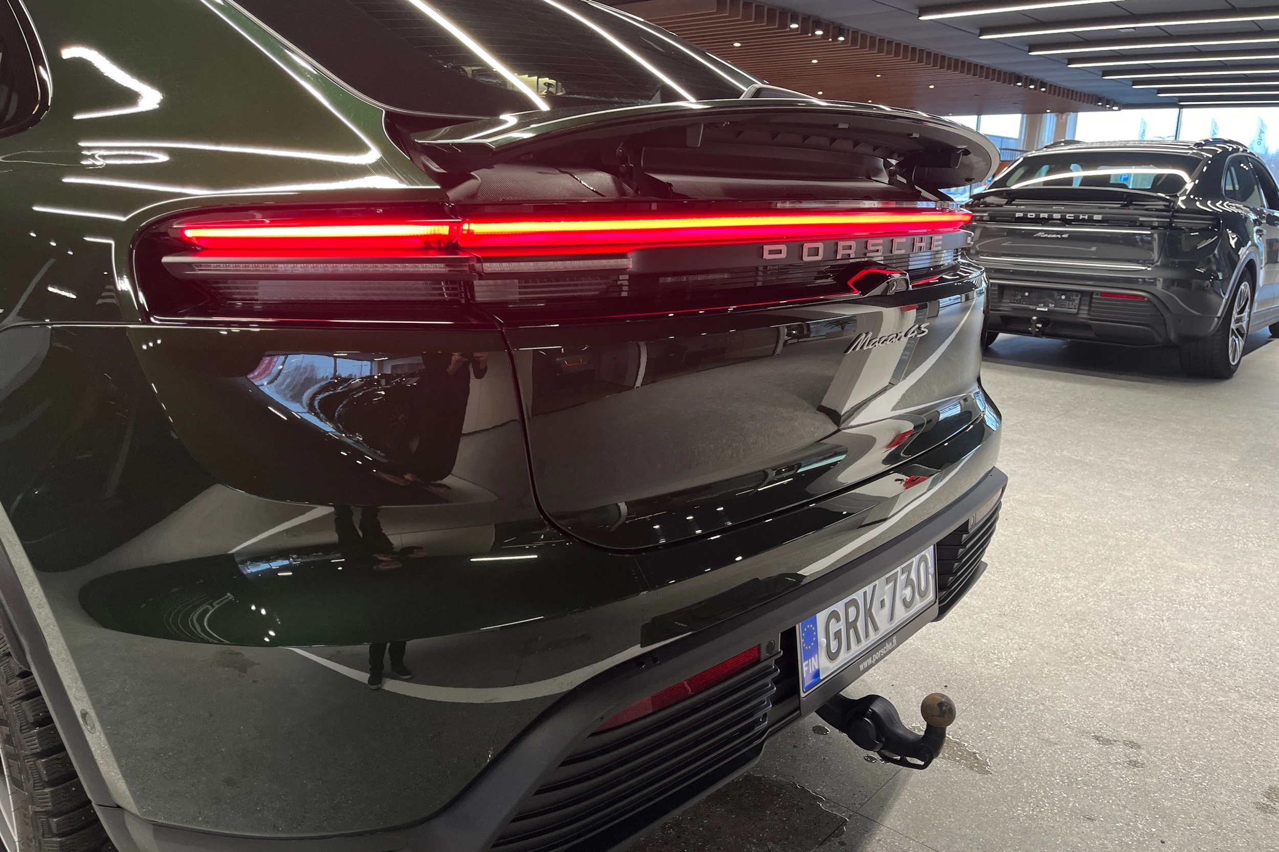 vihreä Porsche Macan 2025 kuva 29.