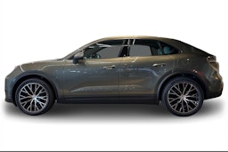 vihreä Porsche Macan 2025 kuva 5.
