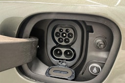 vihreä Porsche Macan 2025 kuva 15.