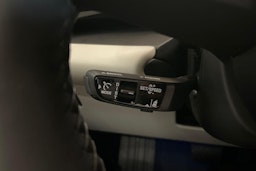 vihreä Porsche Macan 2025 kuva 17.