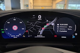 musta Porsche Macan 2025 kuva 13.