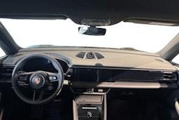 musta Porsche Macan 2025 kuva 7.