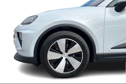 harmaa Porsche Macan 2025 kuva 9.