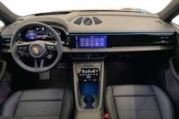 musta Porsche Macan 2025 kuva 7.