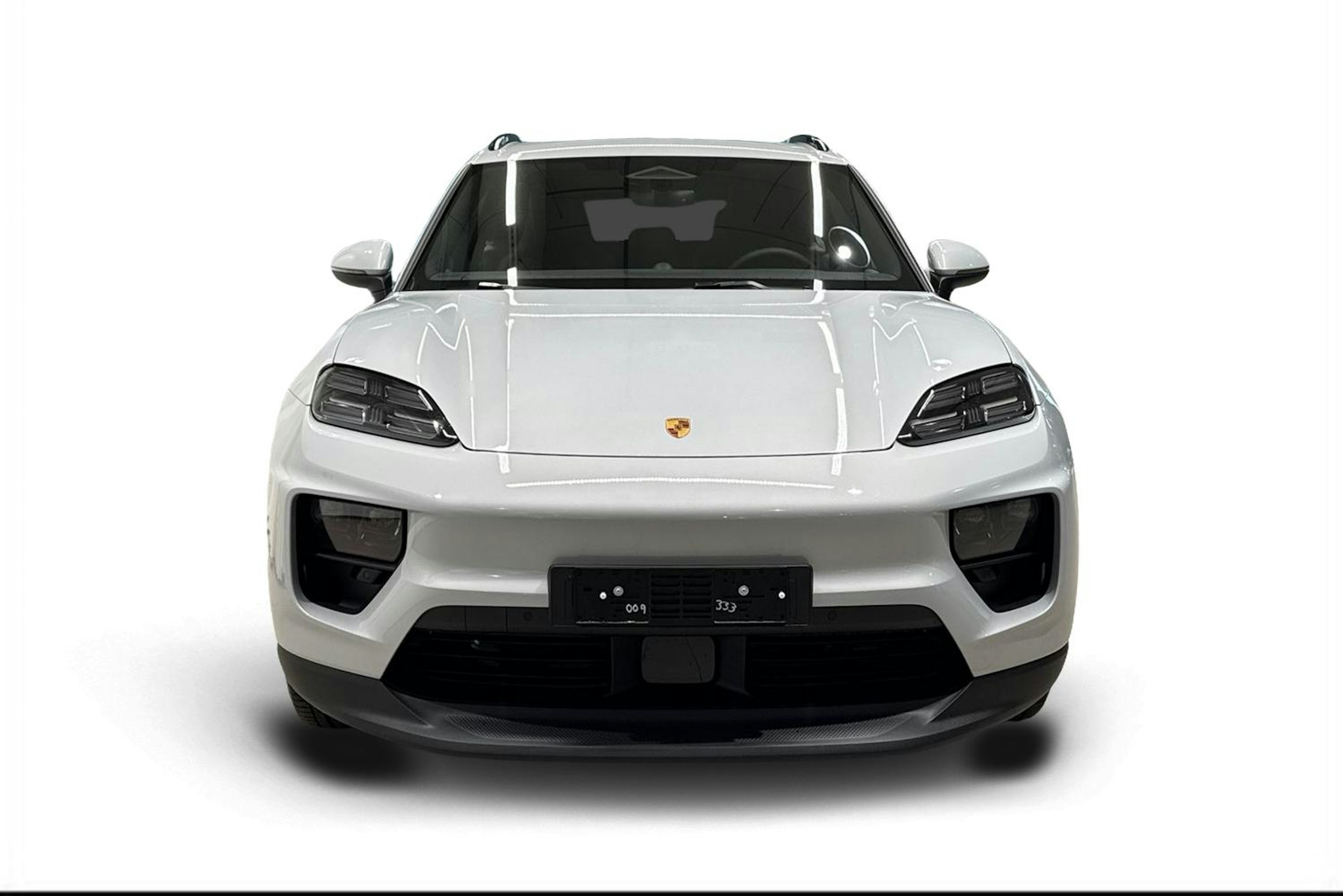 harmaa Porsche Macan 2025 kuva 4.