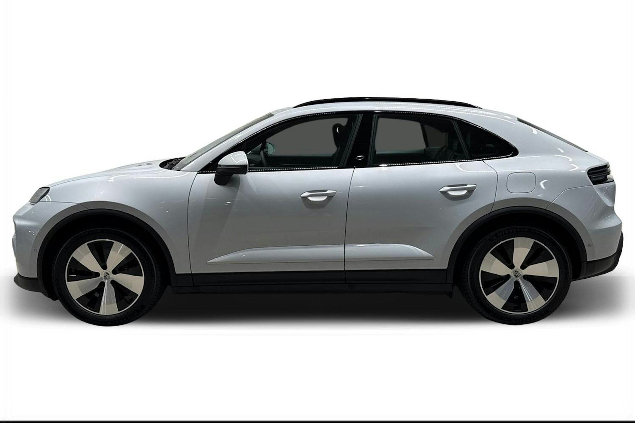 harmaa Porsche Macan 2025 kuva 5.