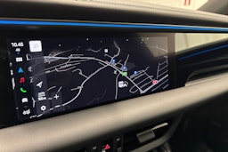 harmaa Porsche Macan 2025 kuva 15.