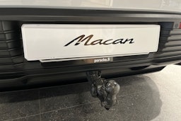 harmaa Porsche Macan 2025 kuva 24.