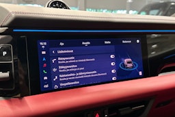 harmaa Porsche Macan 2025 kuva 25.