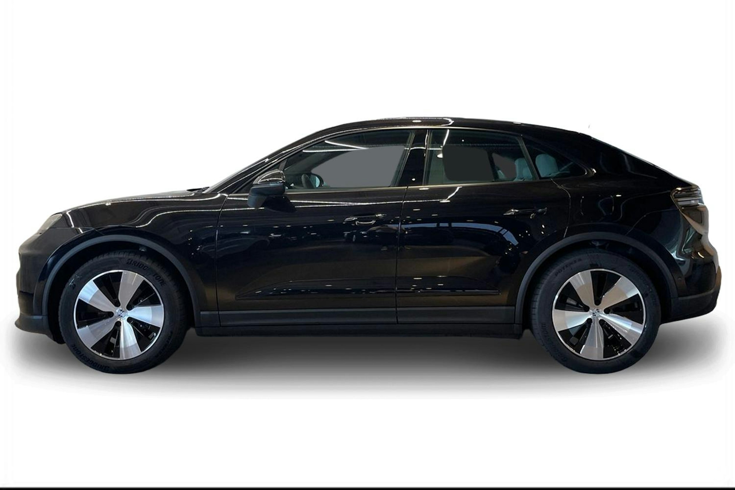 musta Porsche Macan 2025 kuva 5.