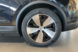 musta Porsche Macan 2025 kuva 10.
