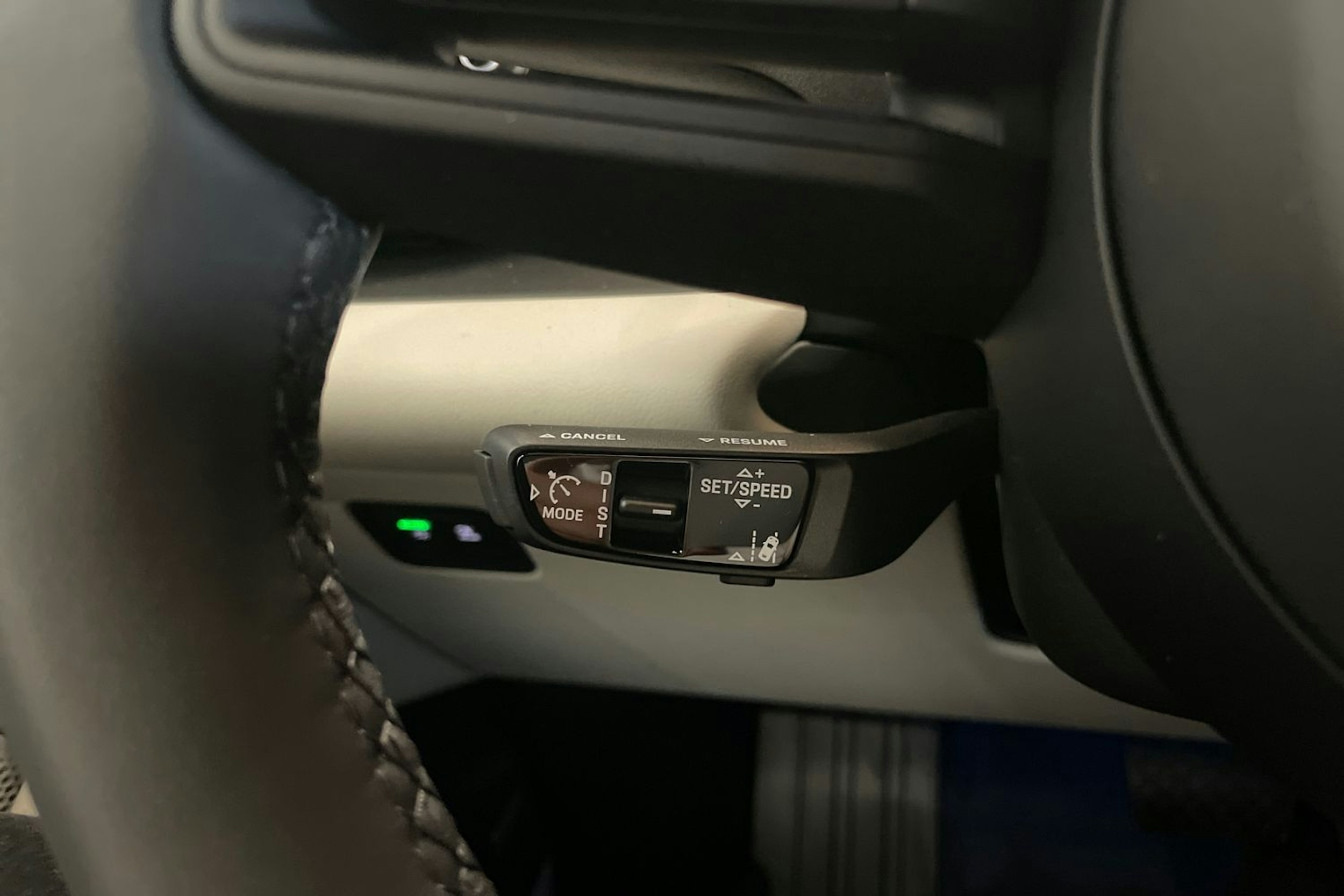 musta Porsche Macan 2025 kuva 15.
