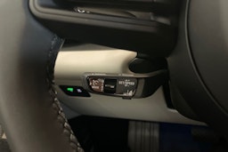 musta Porsche Macan 2025 kuva 15.
