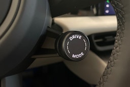 musta Porsche Macan 2025 kuva 17.