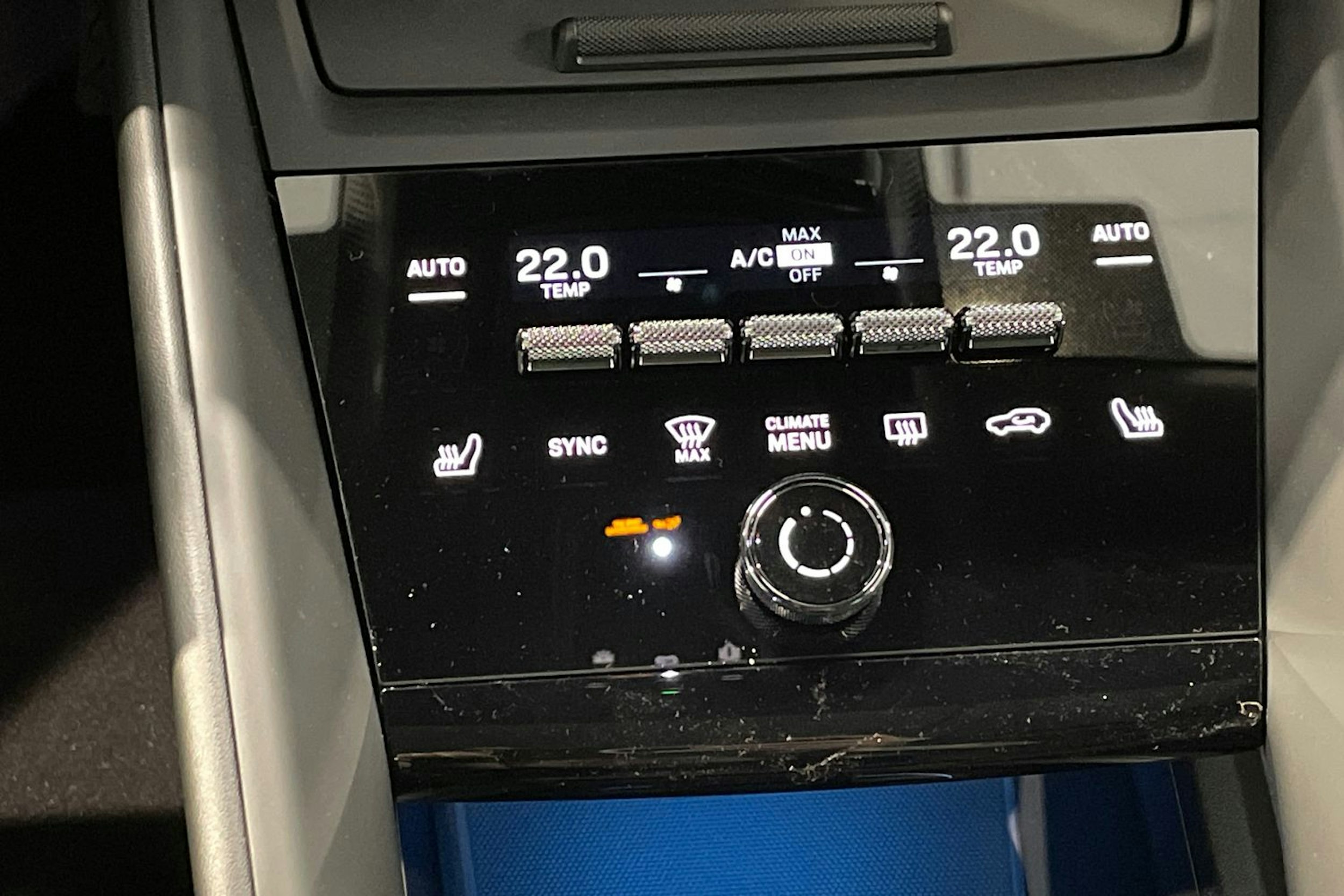 vihreä Porsche Macan 2025 kuva 10.