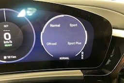 vihreä Porsche Macan 2025 kuva 17.