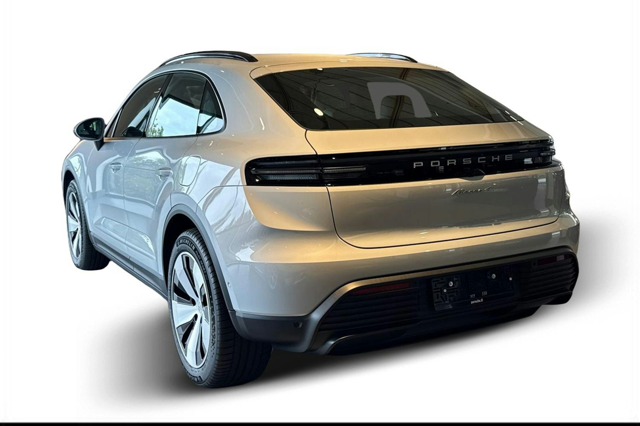 harmaa Porsche Macan 2025 kuva 2.