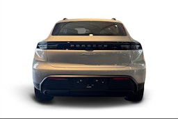 harmaa Porsche Macan 2025 kuva 3.