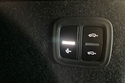 musta Porsche Macan 2025 kuva 17.