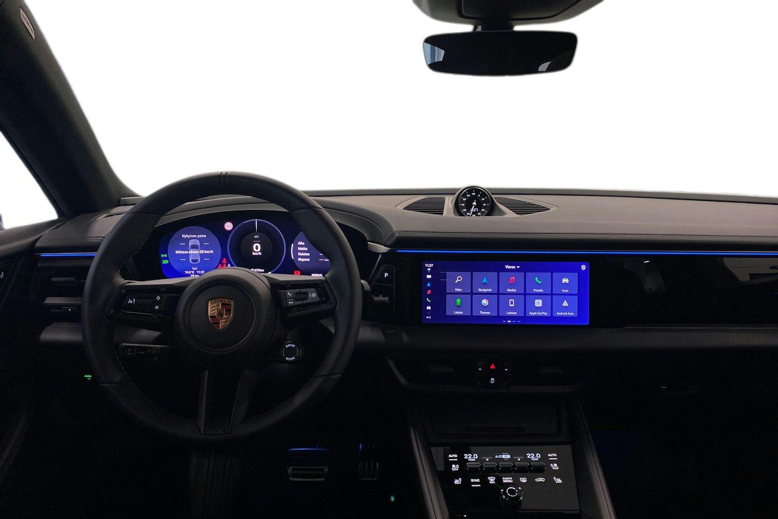 musta Porsche Macan 2025 kuva 7.